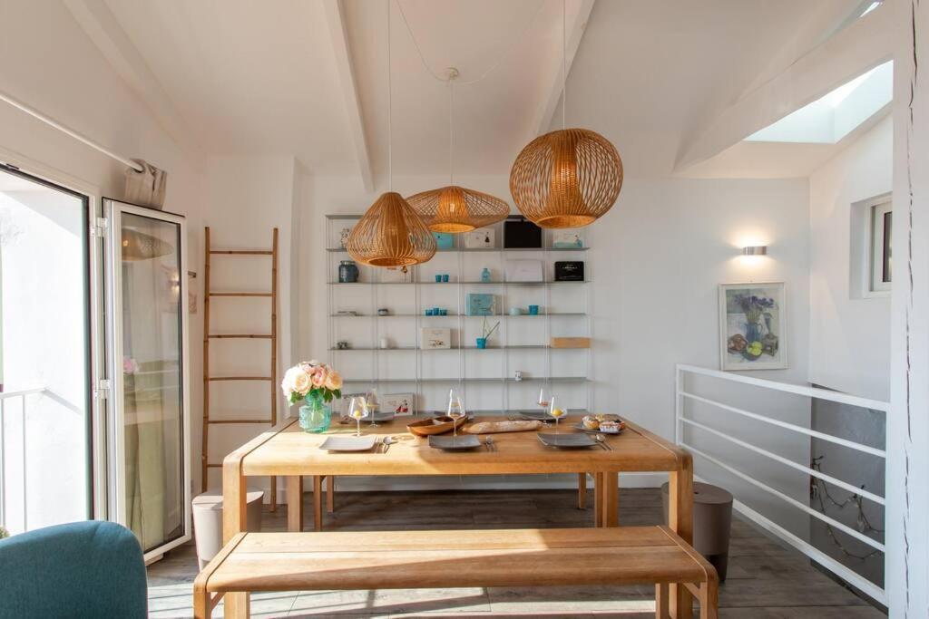 #40 Bright Sea View Suite For 6 2Mins Walk Port & Sea Villefranche-sur-Mer Eksteriør bilde